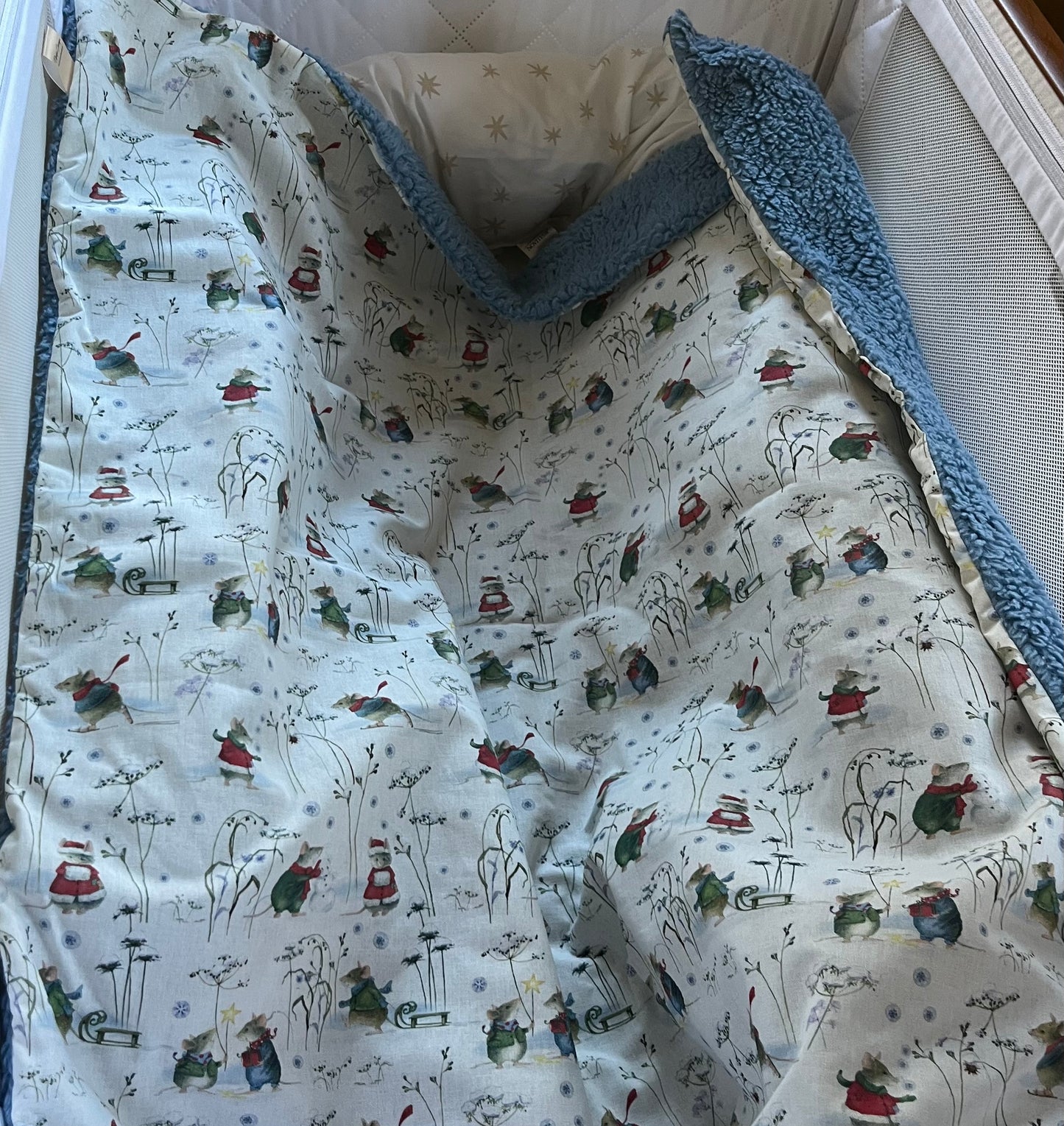 Babydecke Wintermäuse in Wunschfarben